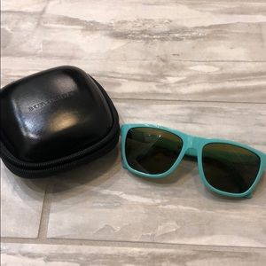 folding burberry sunglasses